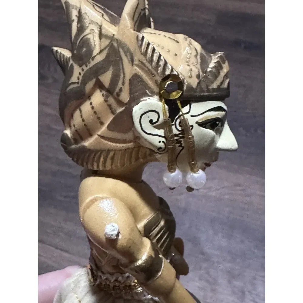 N/A antique wayang